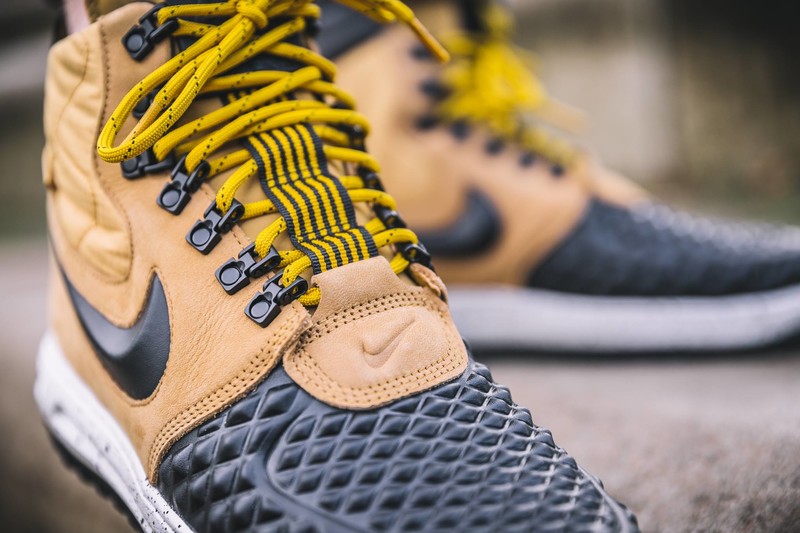 Nike lunar force 1 duckboot best sale metallic gold